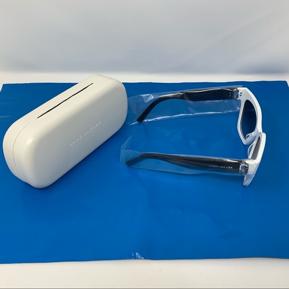 Marc Jacobs 52mm Oversized Sunglasses White - Picture 2 of 4